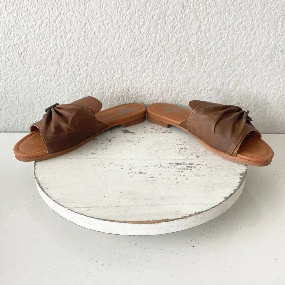 Lane Boots PONY UP Western Sandals Brown Leather Cowgirl Slip on Buckle Flats 5